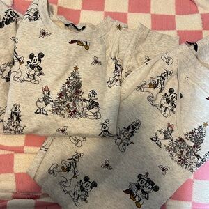 DISNEY x AE (AMERICAN EAGLE) LIMITED EDITION CREWNECK& JOGGER HOLIDAY SET SIZE L